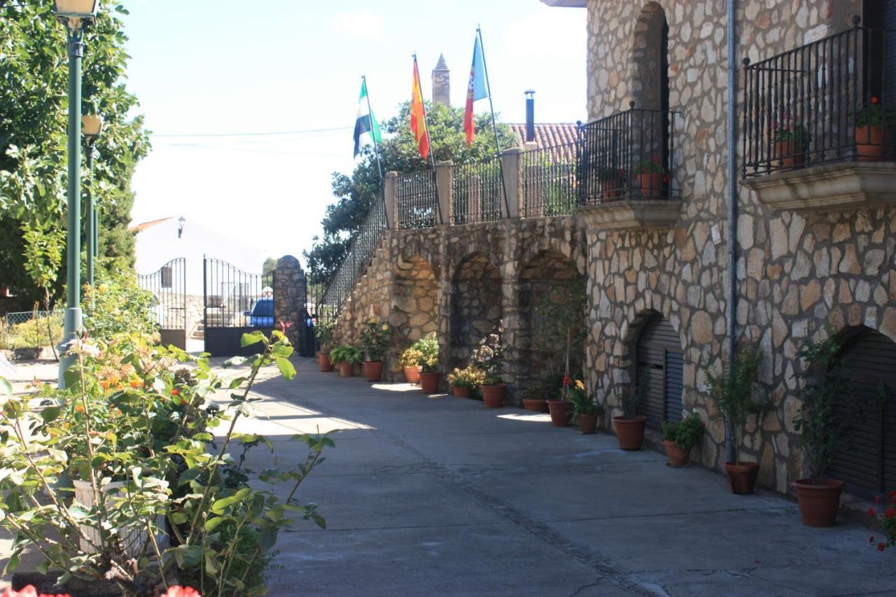 Hotel Rural El Convento Valencia de Alcántara Exterior photo